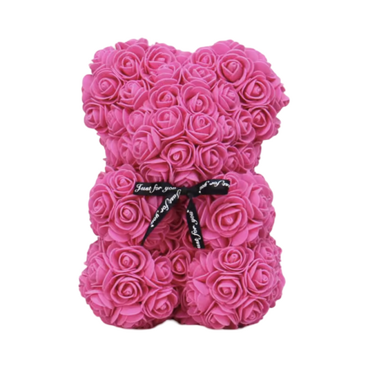 Teddybär aus Kunstrosen